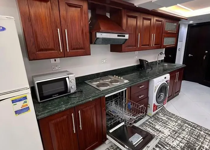 بورتوًالسخنه * عين السخنة
